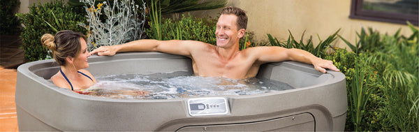 10 Tips to Extend the Life of Your Hot Tub Cover | Freeflow® Spas